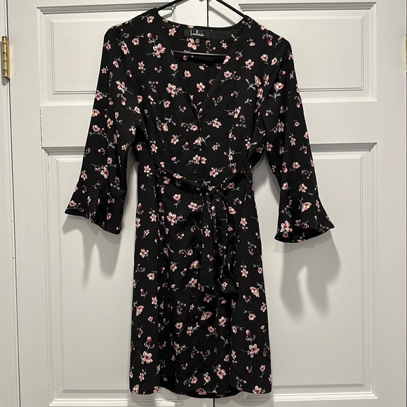 Dresses & Skirts - Lulus Dress